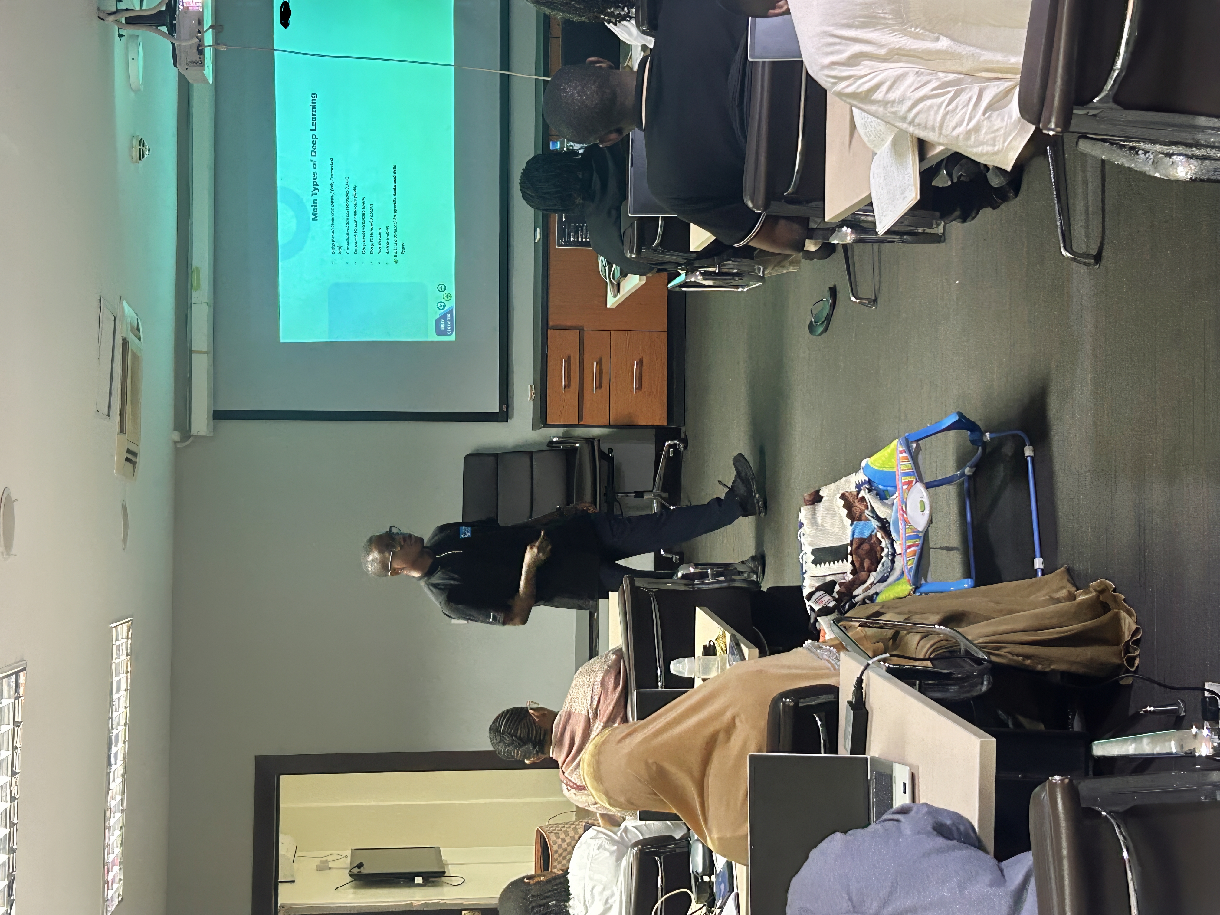 Brainydaps instructor facilitating a corporate Predictive AI and Machine Learning class