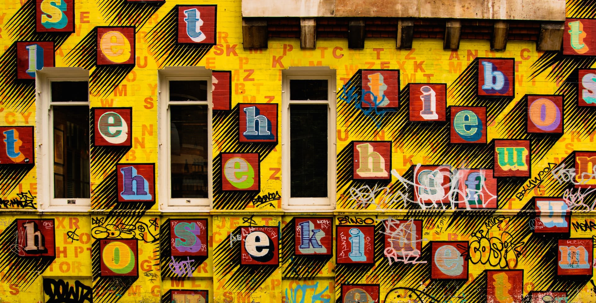 "Đoàn tàu khởi hành từ ga Jodhpur, Ấn Độ"