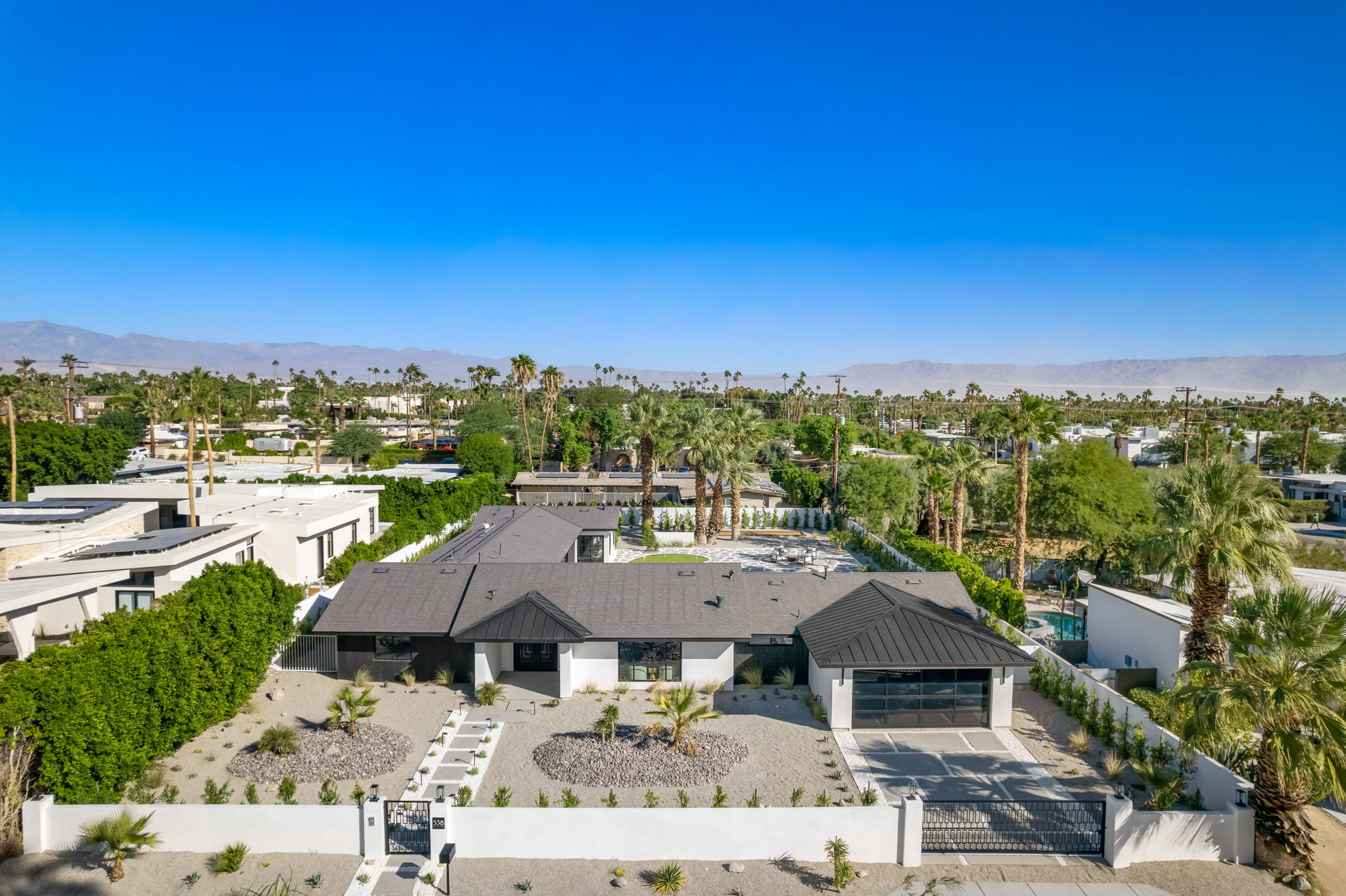 538 E Miraleste Palm Springs CA