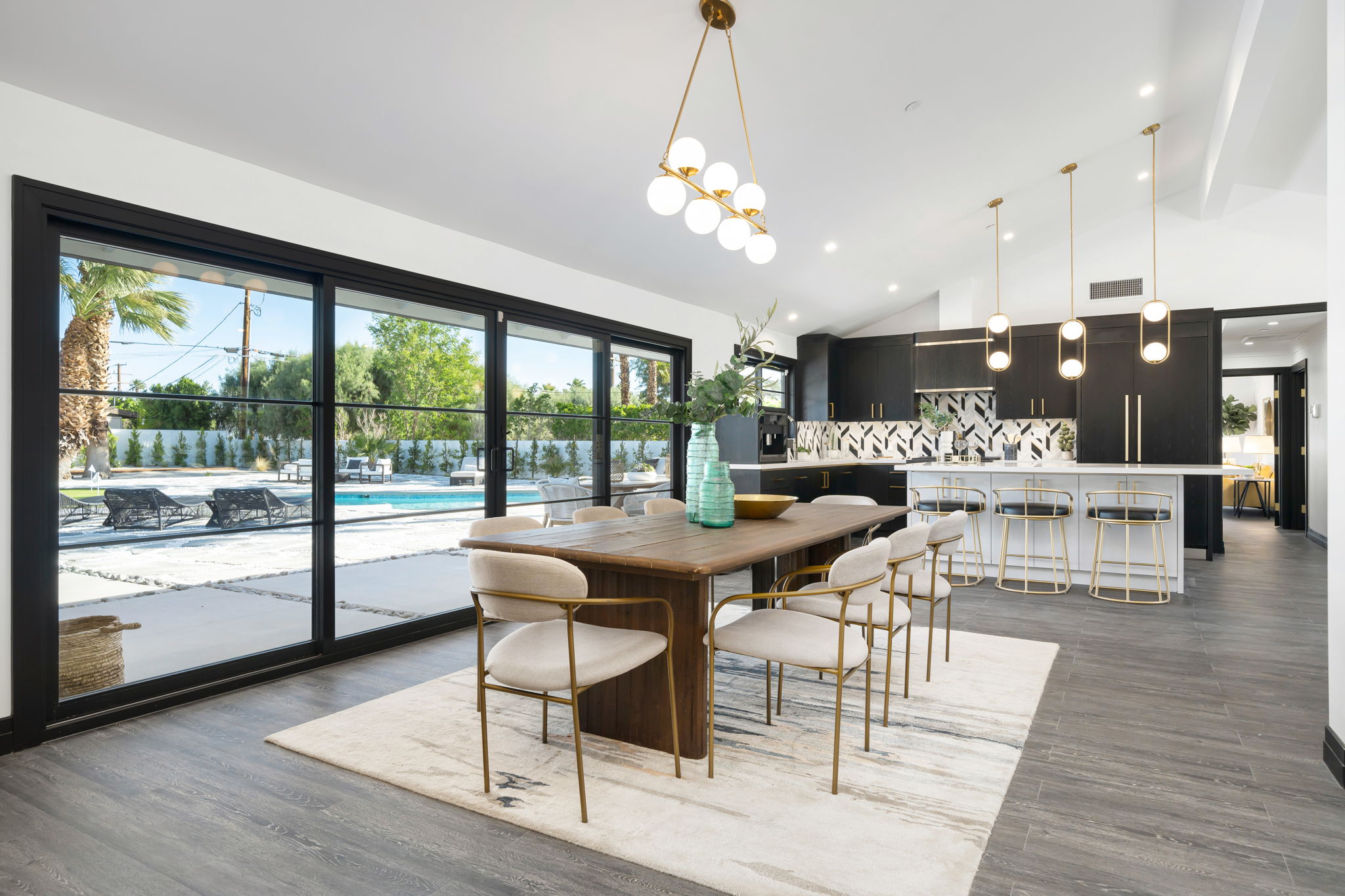 538 E Miraleste Palm Springs CA