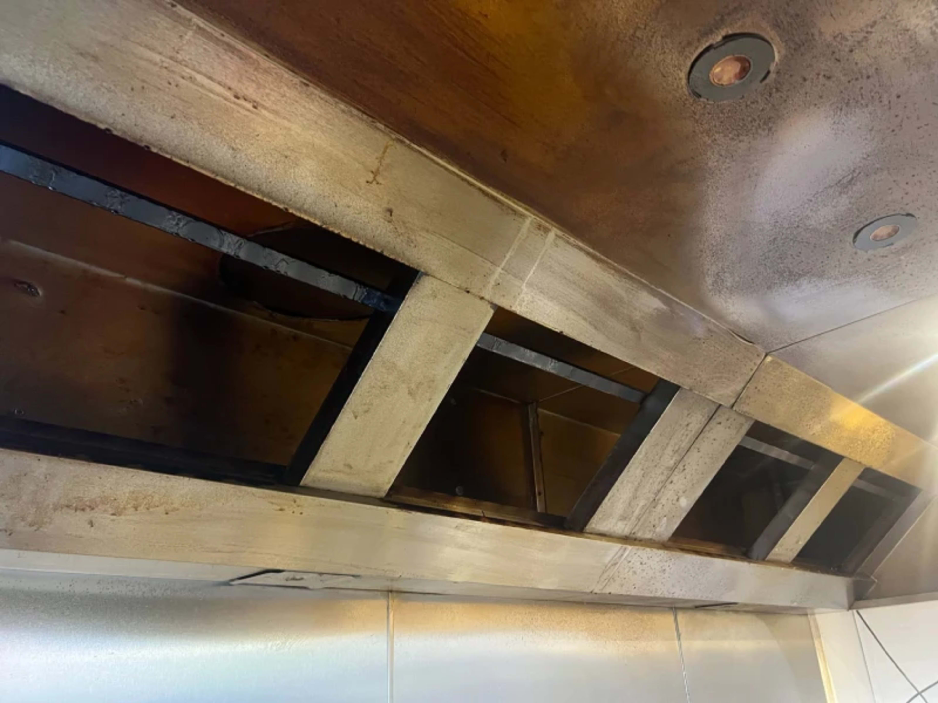 Conopy ourservice3 z9m0eu — Duct Cleaning Tip Top Ltd