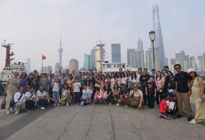 Travellers on our Shanghai, China trip