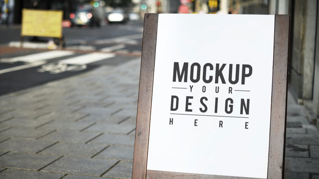 Mock Up Standing Poster