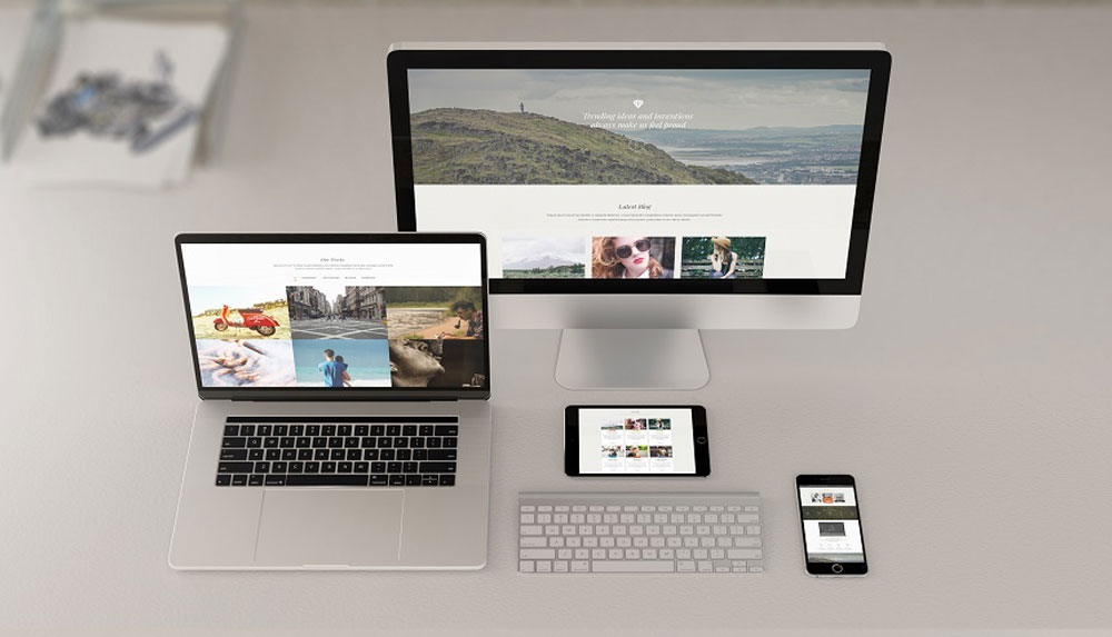 Free Responsive Website Mock-Up