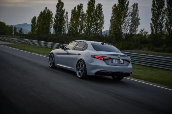 Alfa Romeo Giulia - Slika 1