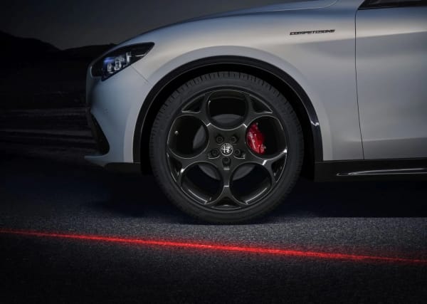 Alfa Romeo Stelvio - Slika 9
