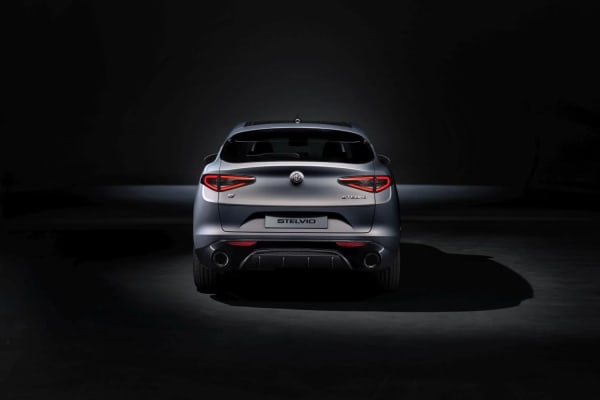 Alfa Romeo Stelvio - Slika 13
