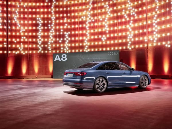 Audi A8 - Slika 2
