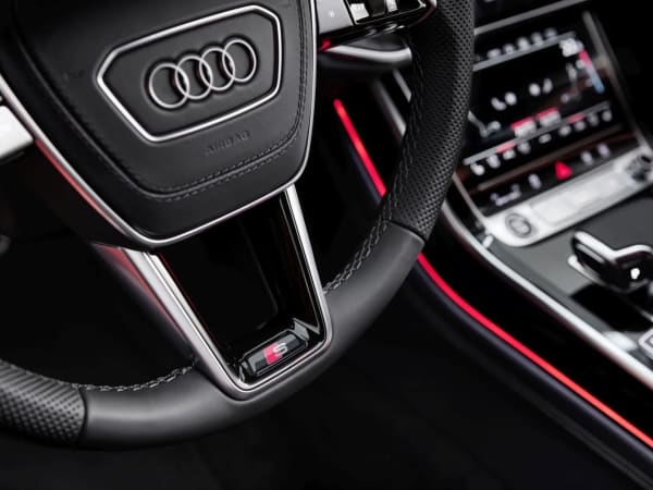 Audi A8 - Slika 15