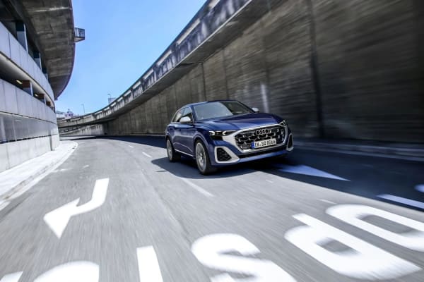 Audi Q8 - Slika 15