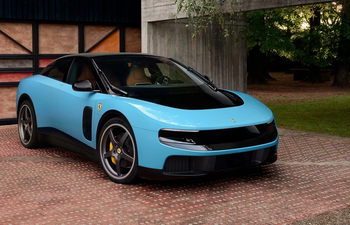 Ferrari kakav svet nije očekivao: revolucija ili kraj tradicije?