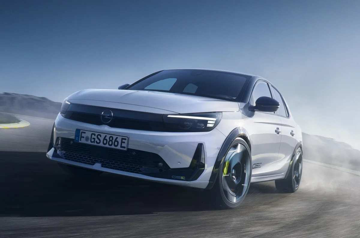 Opel Corsa GSE: prve slike modernog sportiste!