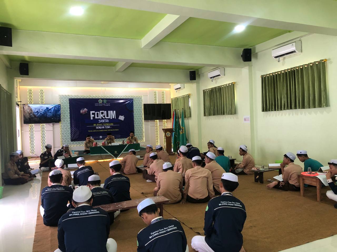 Forum Santri: OSIS MA ZAHA 1 GENGGONG Ajak Santri Jawab Tantangan Zaman