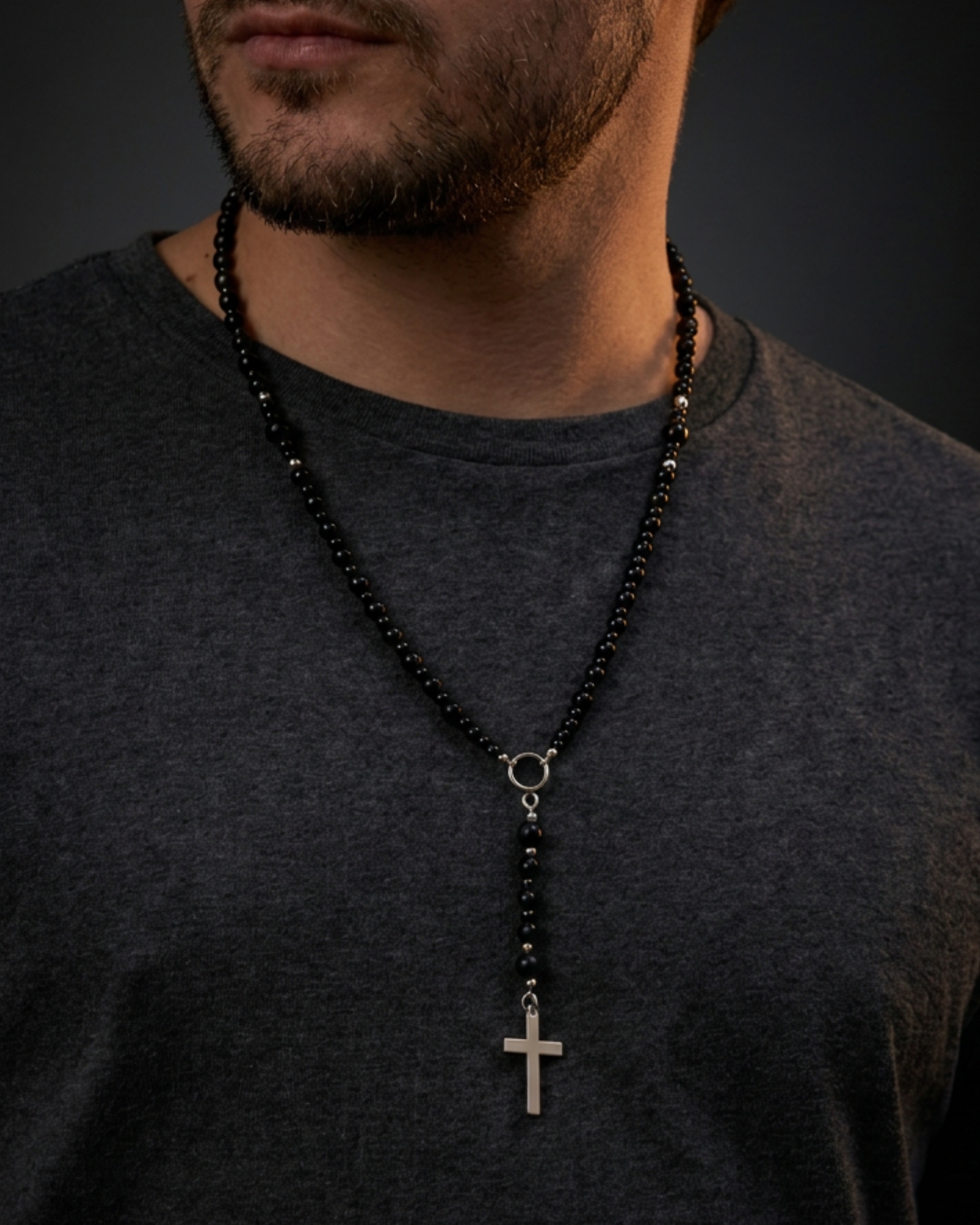 Rosario Primal Black hombre cuello uso diario NEO MEN Presencia