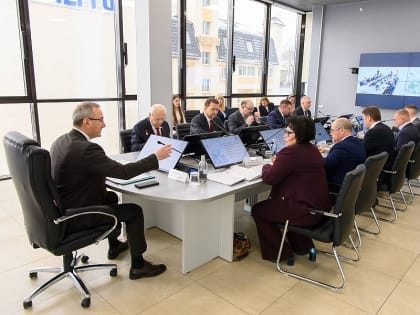 Владислав Шапша оценил работу минстроя Калужской области и поставил задачи на 2023 год