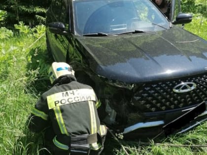 Человек пострадал в аварии с двумя иномарками в Калужской области