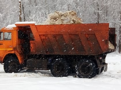 За ночь снег уберут на одиннадцати улицах