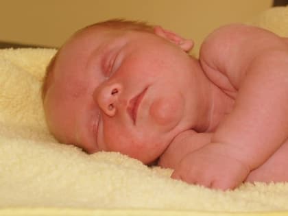 В Калуге за неделю родились 75 детей