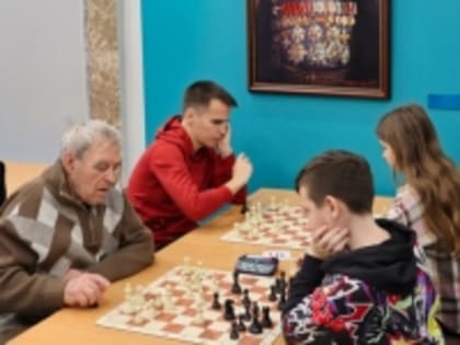 Новогодний блиц прошёл в Музее Маршала Победы!