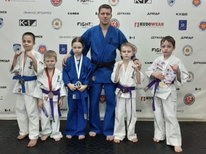 Спортсмены СШОР "ДЕРЖАВА" вернулись с медалями с московского турнира
