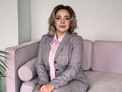 Пусть в вашем семейном очаге всегда горит неугасаемый огонь счастья, в семьях царит верность и преданность друг другу