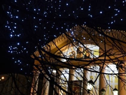 Работы на "яченке", снежок в мае и стая собак на Правом берегу: главное за день