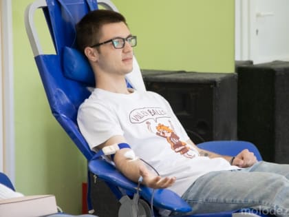 Более 7 литров крови сдали добровольцы на донорской акции