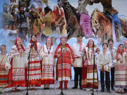 Казаки в Калуге отметили День защитника Отечества большим праздничным концертом