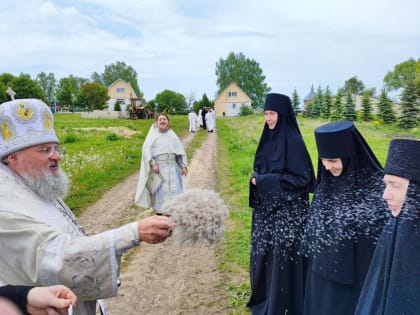 В монастыре Спаса Нерукотворного пустынь освящено место для строительства нового храма