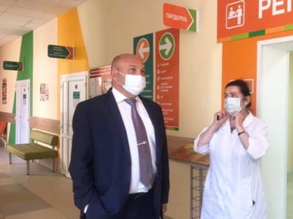 Калужанам советуют вновь носить маски: резко выросло число заболевших ковидом