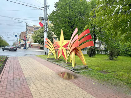 24 тысячи цветов высадили около калужских памятников и мемориалов