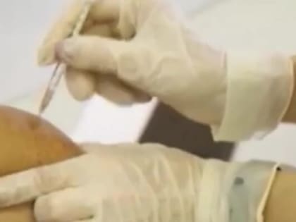 В Калужской области уже сделали прививку от гриппа порядка 90 тысячи жителей