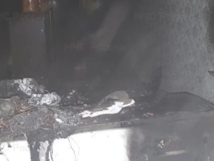 В Калуге на Правом берегу сгорел магазин
