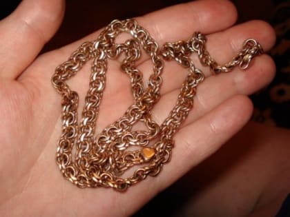 Калужанин украл у сожительницы украшения и обменял их на цепочку
