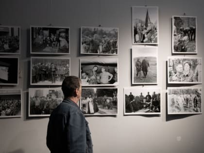 В Калуге открылась фотовыставка, посвященная истории поискового движения