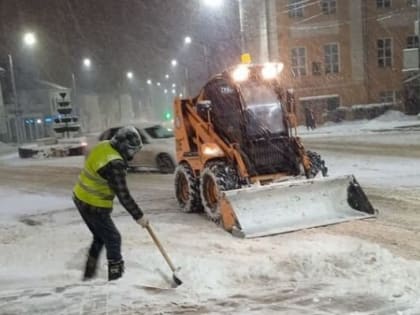 Власти Калуги просят убрать автомобили с 11 улиц для вывоза снега 9 февраля