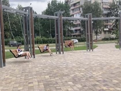 Новые качели в Обнинске: продолжение благоустройства города