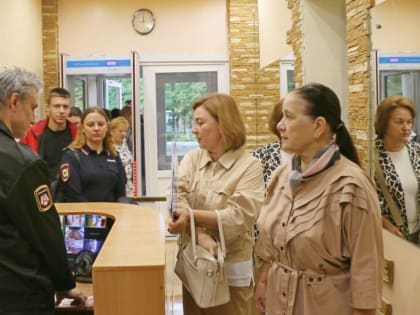 ОБНИНСКИЕ ШКОЛЫ НАЧАЛИ ПРОВЕРЯТЬ