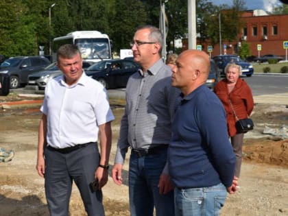 Губернатор Шапша посетил Кировский район