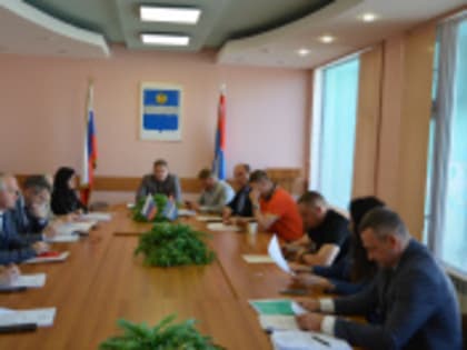 Депутаты рассмотрели отчёт о реализации программы соцподдержки