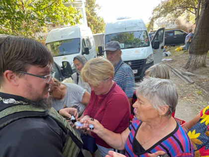 Гуманитарная миссия священнослужителей Козельской епархии в Херсонскую область