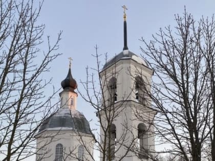 В храме свв. Бориса и Глеба в Белкине ждут помощников на раздачу святой воды