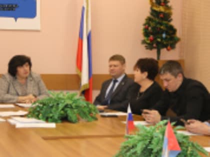 Депутаты рассмотрели отчёты управлений социального блока