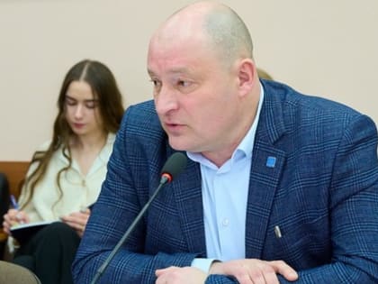 ИГОРЬ РАУДУВЕ НЕДОУМЕВАЕТ, ПОЧЕМУ ЯМЫ НА ДОРОГАХ НАУКОГРАДА РАСТУТ В БЕШЕНОМ ТЕМПЕ