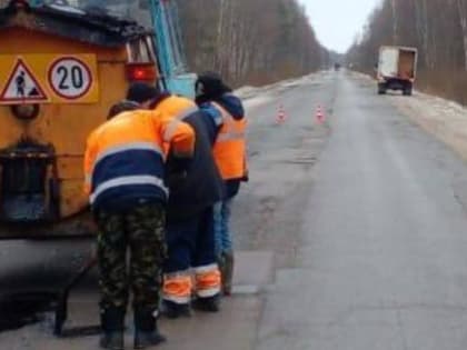 Калужский Минтранс назвал причины образования ям на дорогах