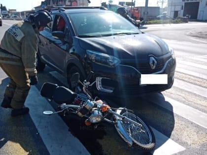 Мотоциклист попал под колеса Renault в Боровском районе
