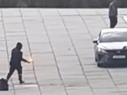 В машину бывшего главы Минздрава Калужской области метнули коктейль Молотова