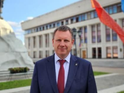 Геннадий Новосельцев поздравил калужан с Днем молодежи
