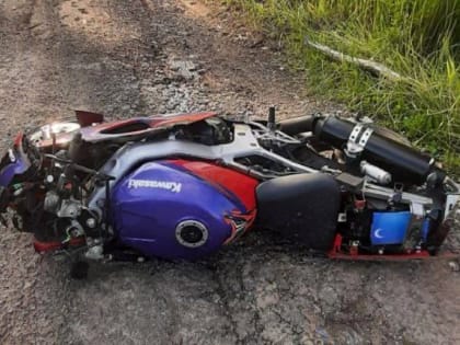 Мотоциклист и его пассажир погибли в ДТП с трактором в Калужской области