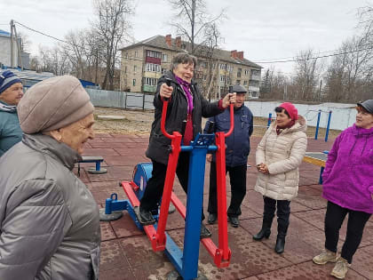 Кировские пенсионеры активно осваивают дыхательную гимнастику